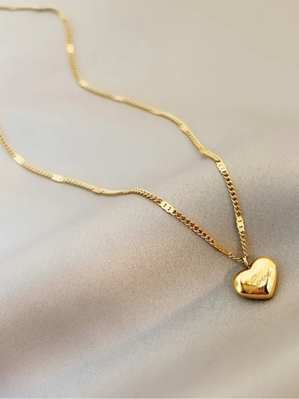 Gold Heart 'Love' Pendant Necklace - Women Jewelry